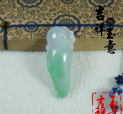 吉庆桃韵，翠意传情——品鉴天然缅甸翡翠A货桃子花件玉坠
